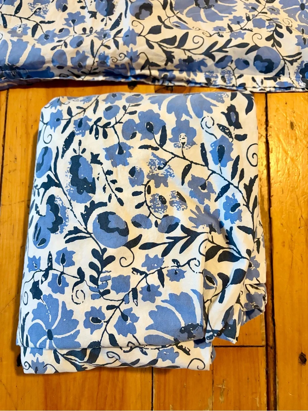 John Robshaw Zoya Azure Queen Duvet Cover + King Sham Organic Cotton